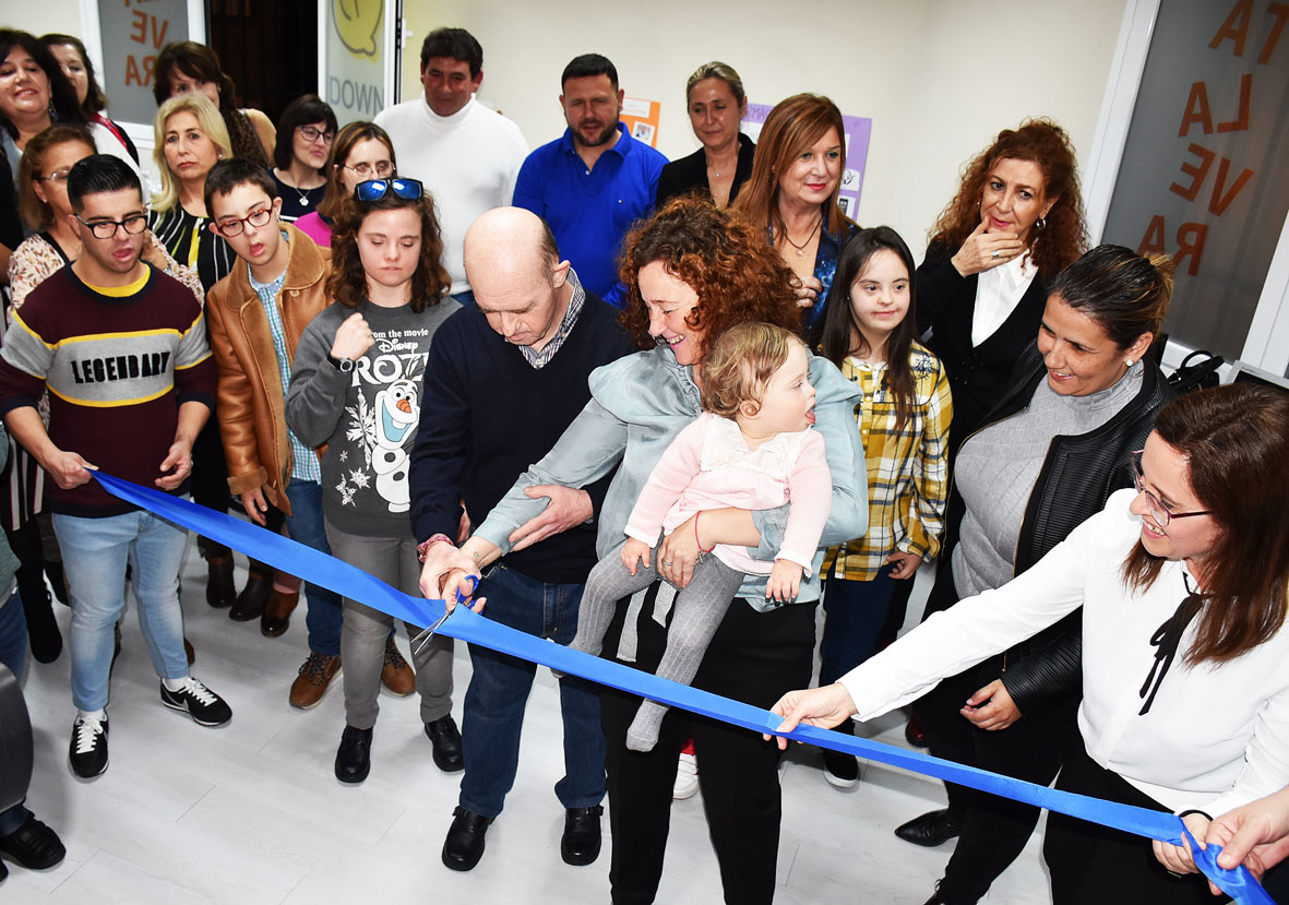 Inaugurada la sede de la asociación Dawn Talavera 