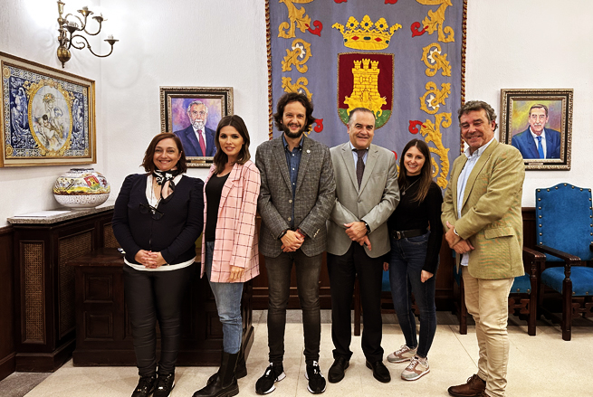 El alcalde de Talavera se reúne con la asociación de Periodistas