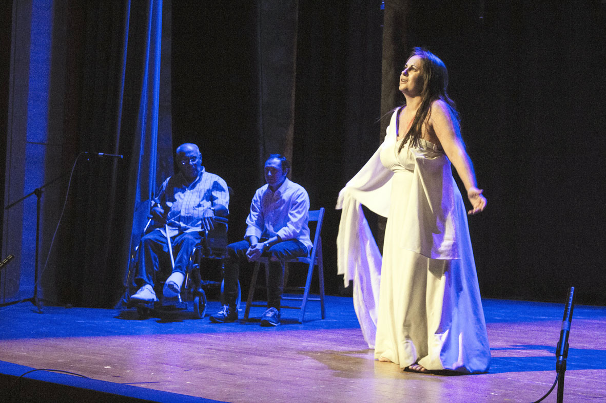 La Escuela Municipal de Teatro torrijeña inicia un nuevo curso estrenando otra obra con gran éxito