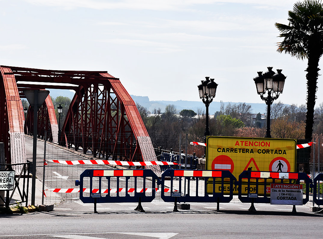 El talaverano Puente Reina Sof&iacute;a comienza a ser reestructurado