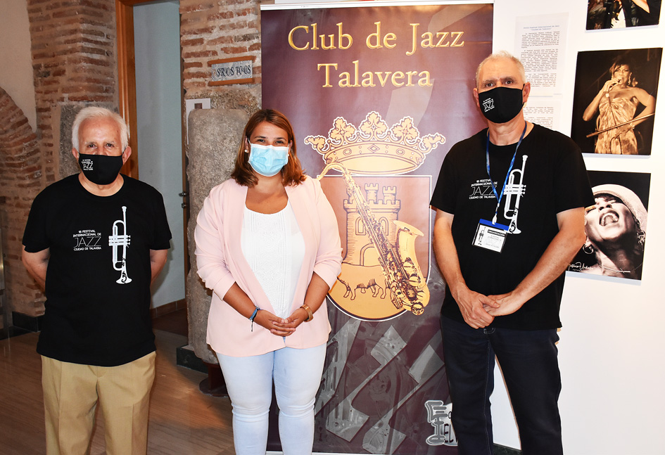 El festival de Jazz de Talavera inaugura una exposición fotográfica histórica del paso de los años