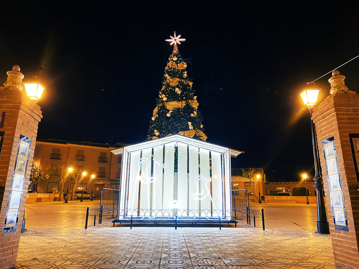  Inauguración del Belén y las luces navideñas en Santa Olalla
