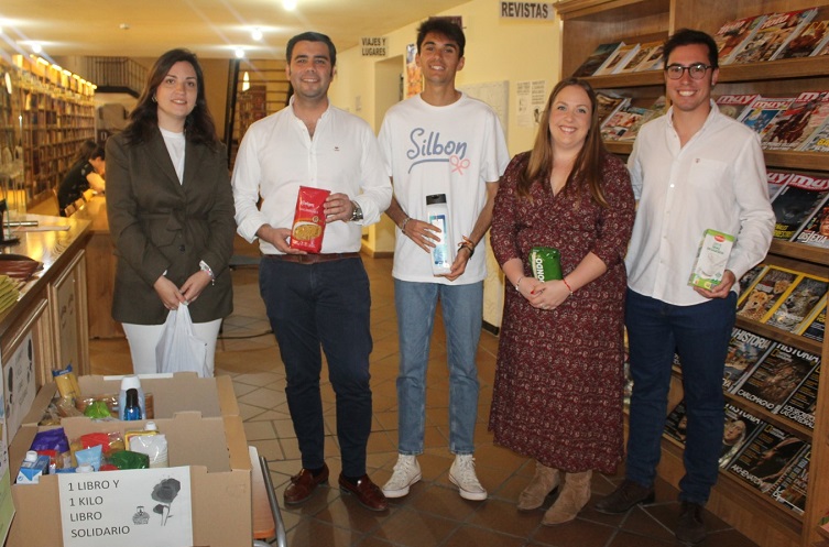 Acto público celebrado por el Día del Libro en Torrijos