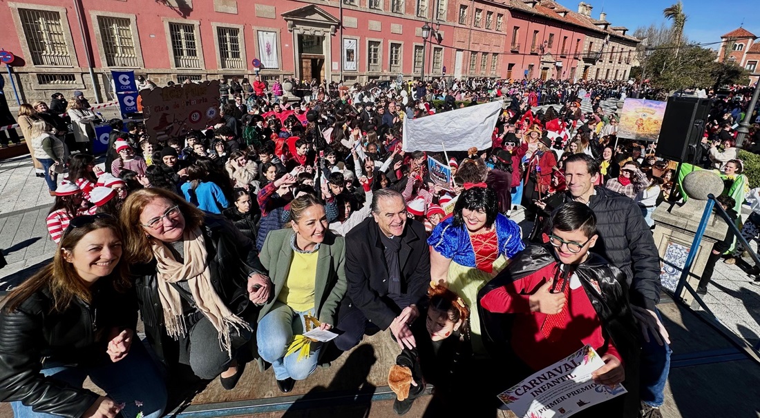 Unos 2000 escolares participaron en el Desfile de Carnaval Infantil